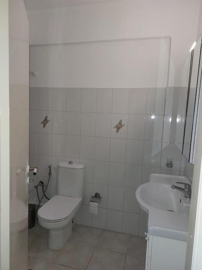 Ioanna D Apartment Толон Екстериор снимка